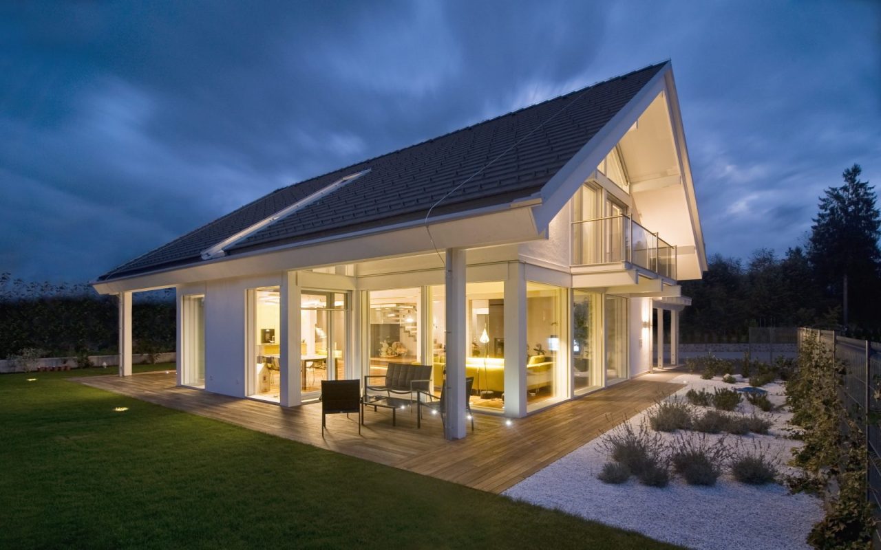 Glass house - a mix of indoor and outdoor living